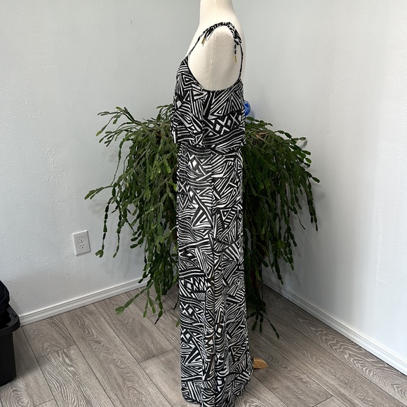 Calvin Klein Dress - Picture 5 of 10